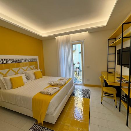 Bed and Breakfast Casa Di Napoli - Сорренто Экстерьер фото