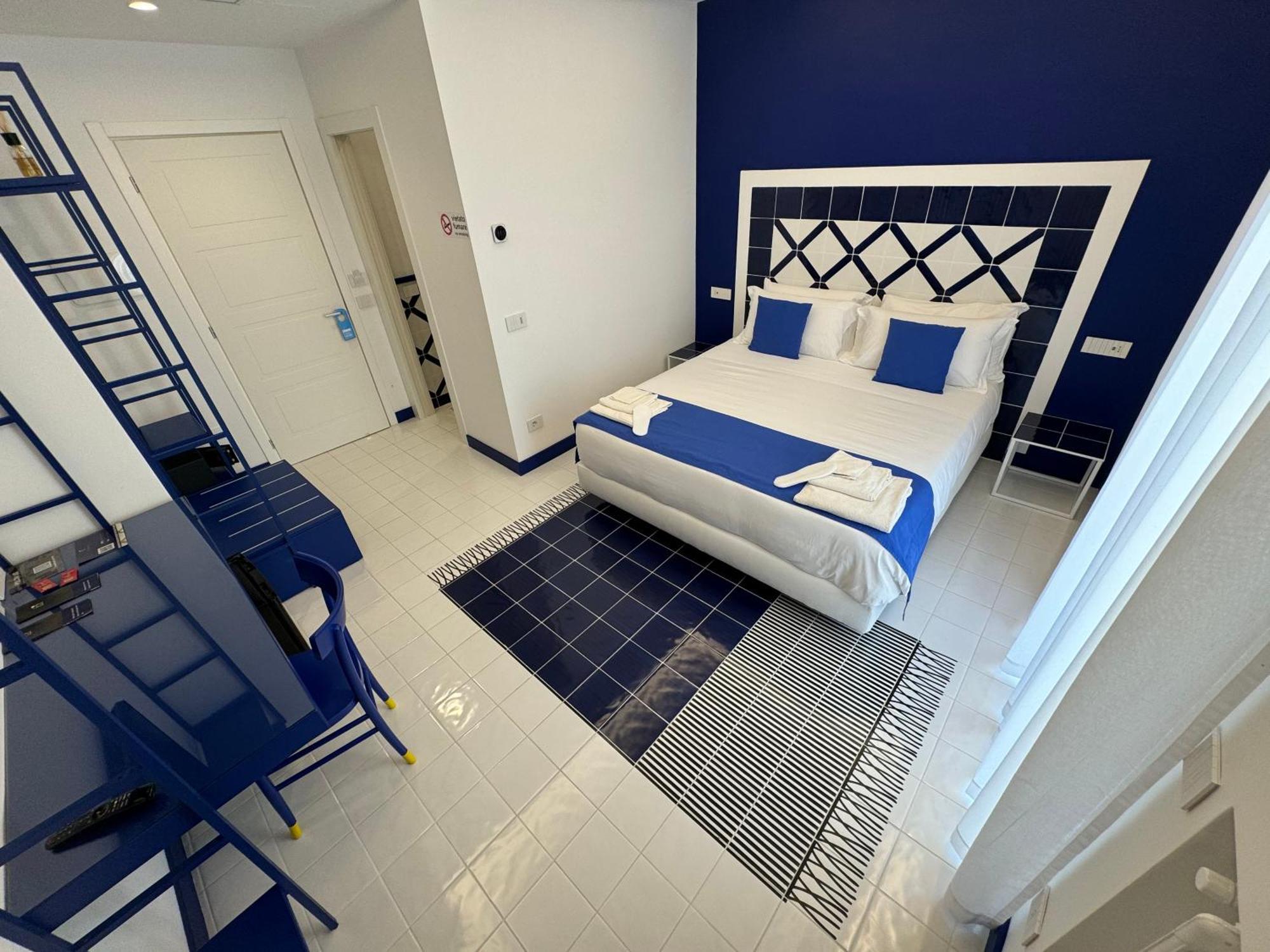 Bed and Breakfast Casa Di Napoli - Сорренто Экстерьер фото