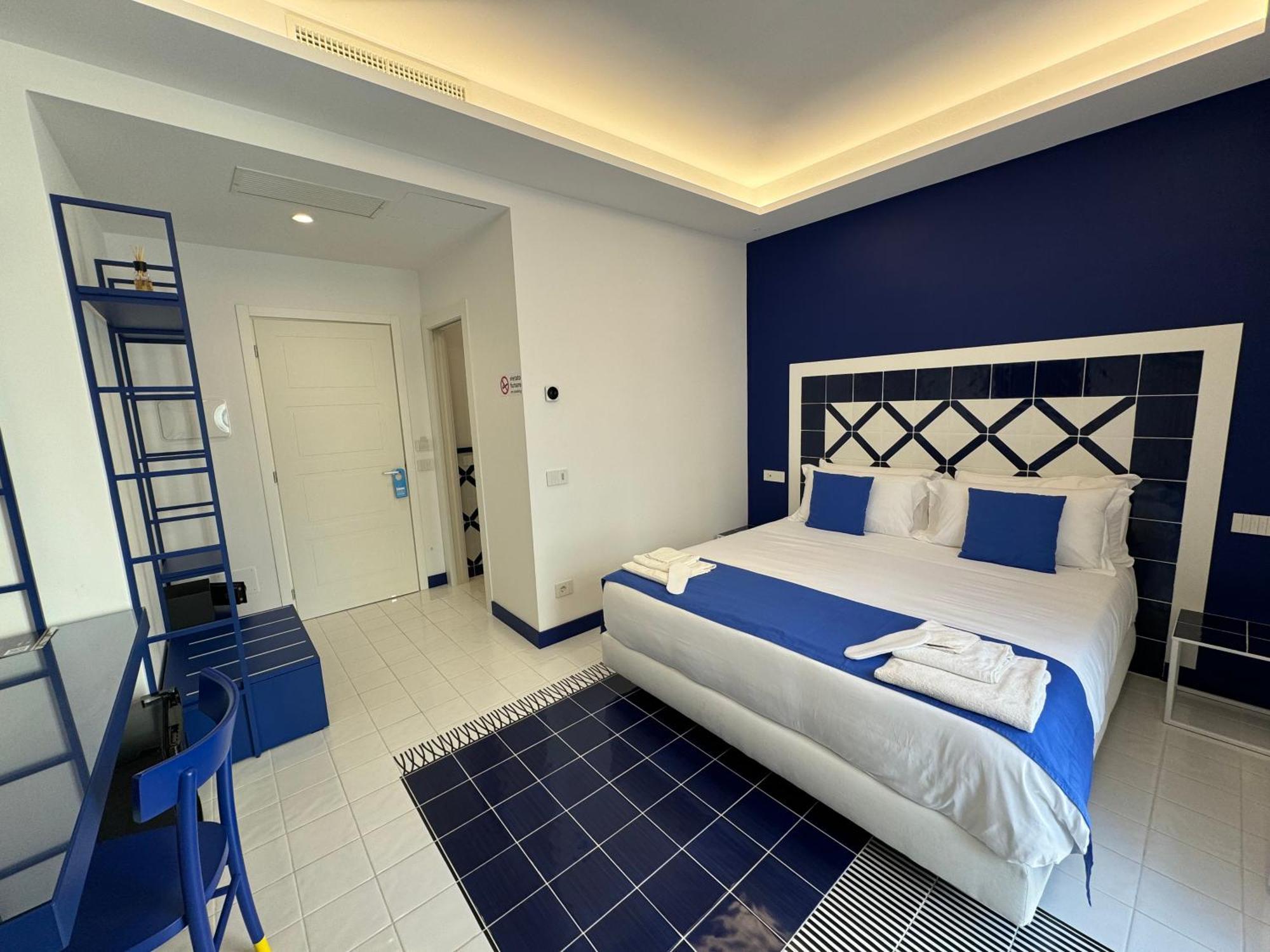 Bed and Breakfast Casa Di Napoli - Сорренто Экстерьер фото